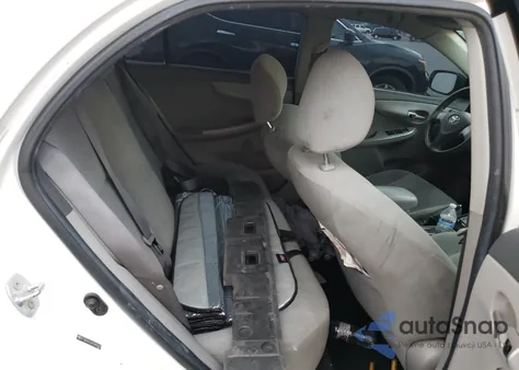 2010 Toyota Corolla Base z USA, uszkodzony, nr VIN 2T1BU4EE4AC382050